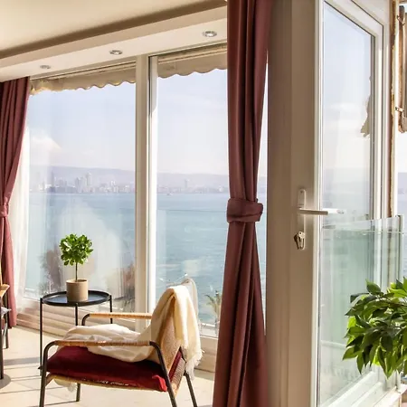 Missafir Exceptional Flat With Sea View In Apartment