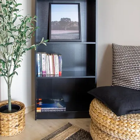 Missafir Exceptional Flat With Sea View In Apartment Izmir